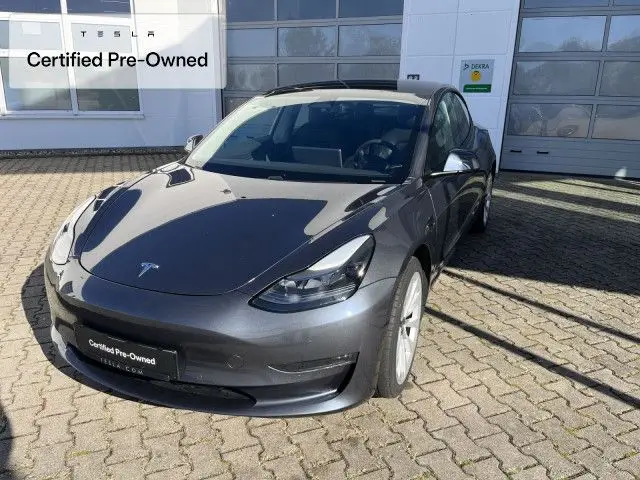 Photo 1 : Tesla Model 3 2021 Non renseigné