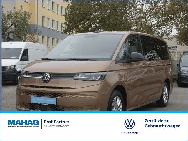 Photo 1 : Volkswagen T7 2024 Diesel