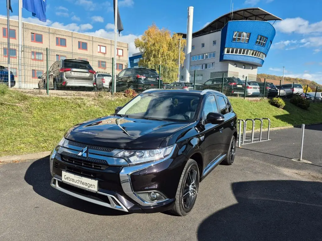 Photo 1 : Mitsubishi Outlander 2020 Hybrid