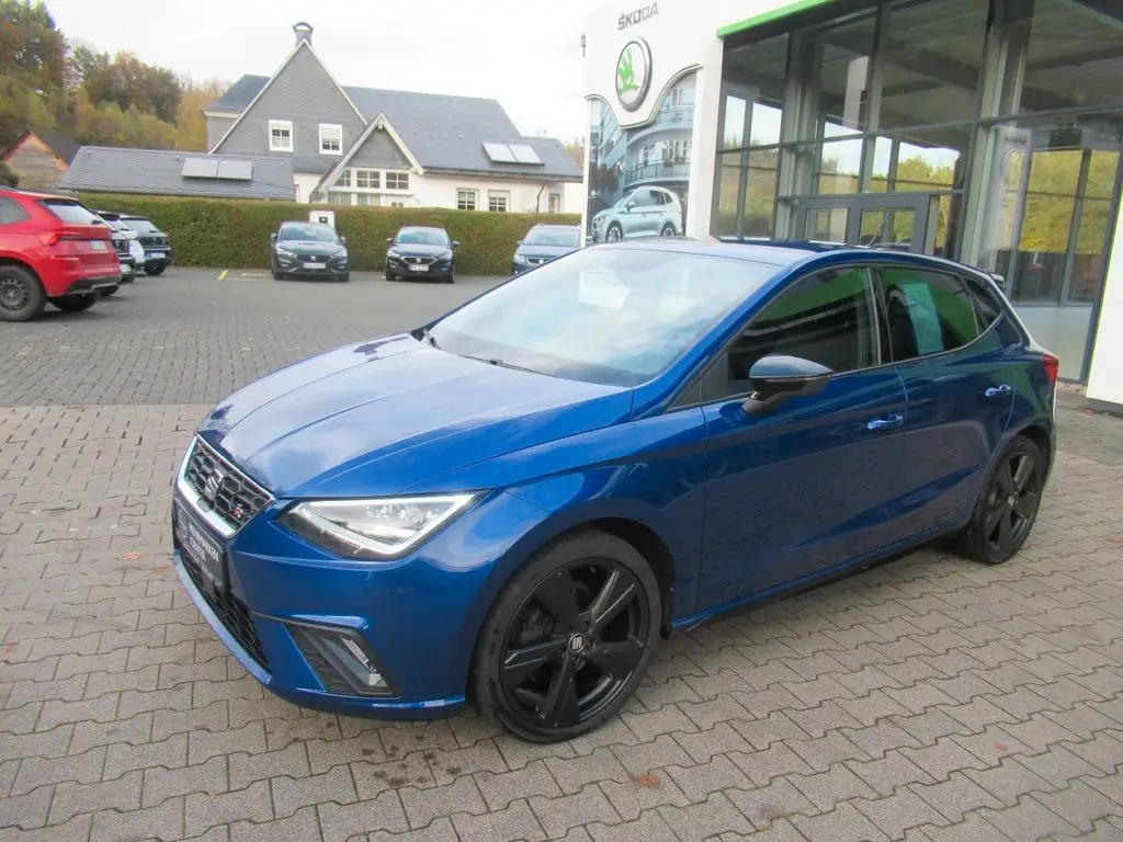 Photo 1 : Seat Ibiza 2021 Petrol