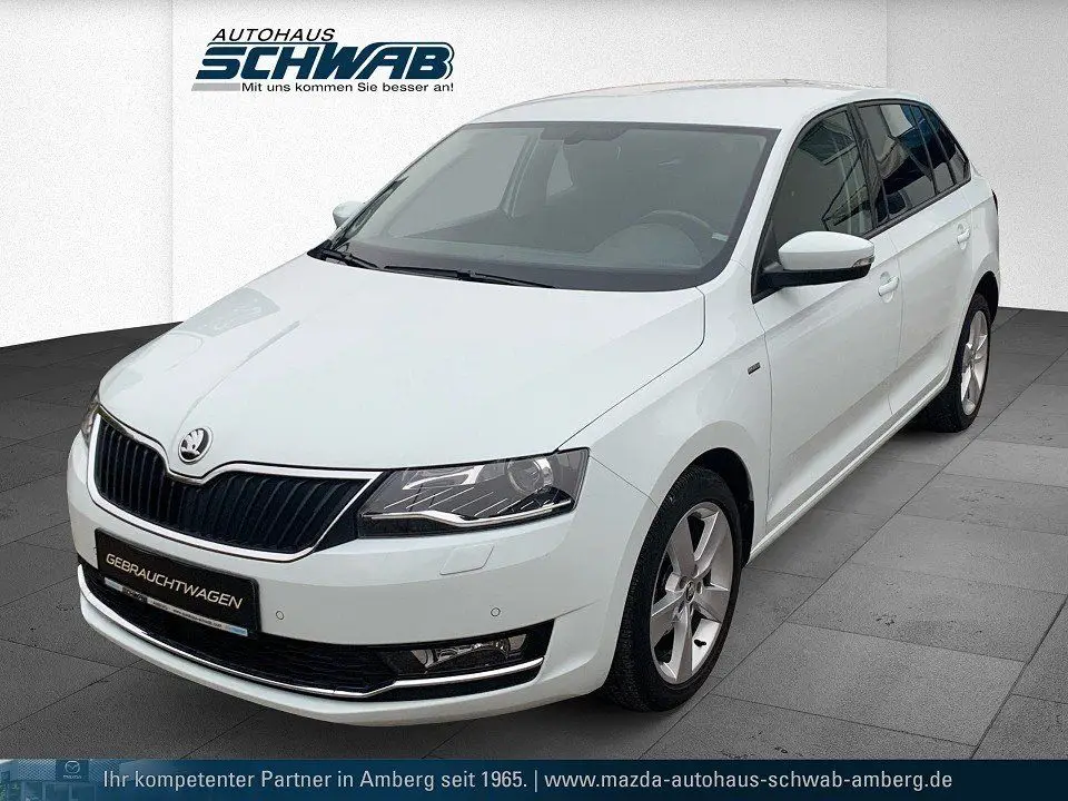 Photo 1 : Skoda Rapid 2018 Petrol