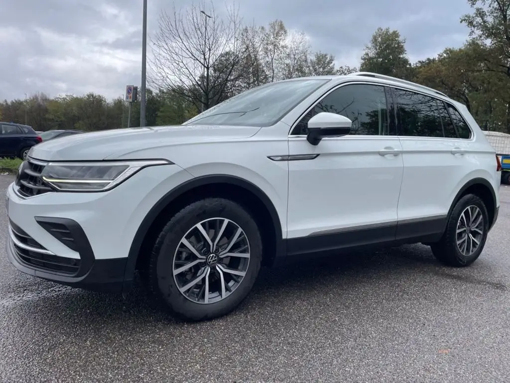 Photo 1 : Volkswagen Tiguan 2021 Diesel