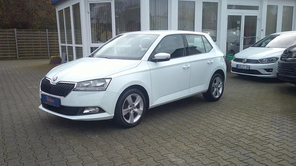 Photo 1 : Skoda Fabia 2020 Essence