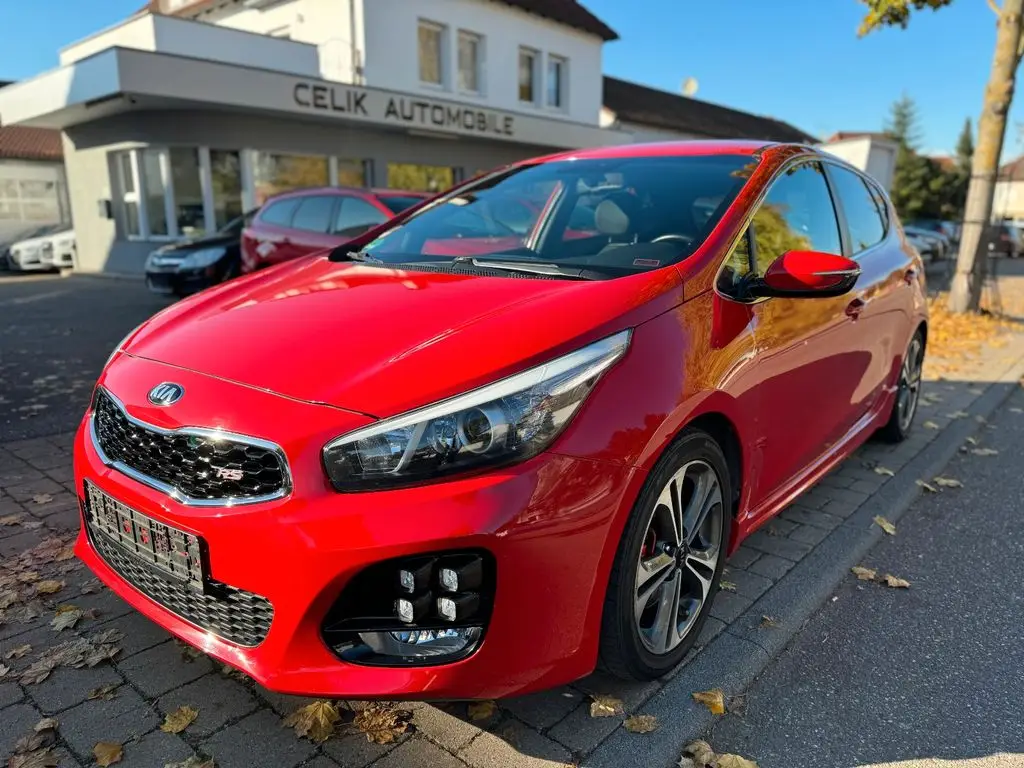 Photo 1 : Kia Ceed 2016 Petrol