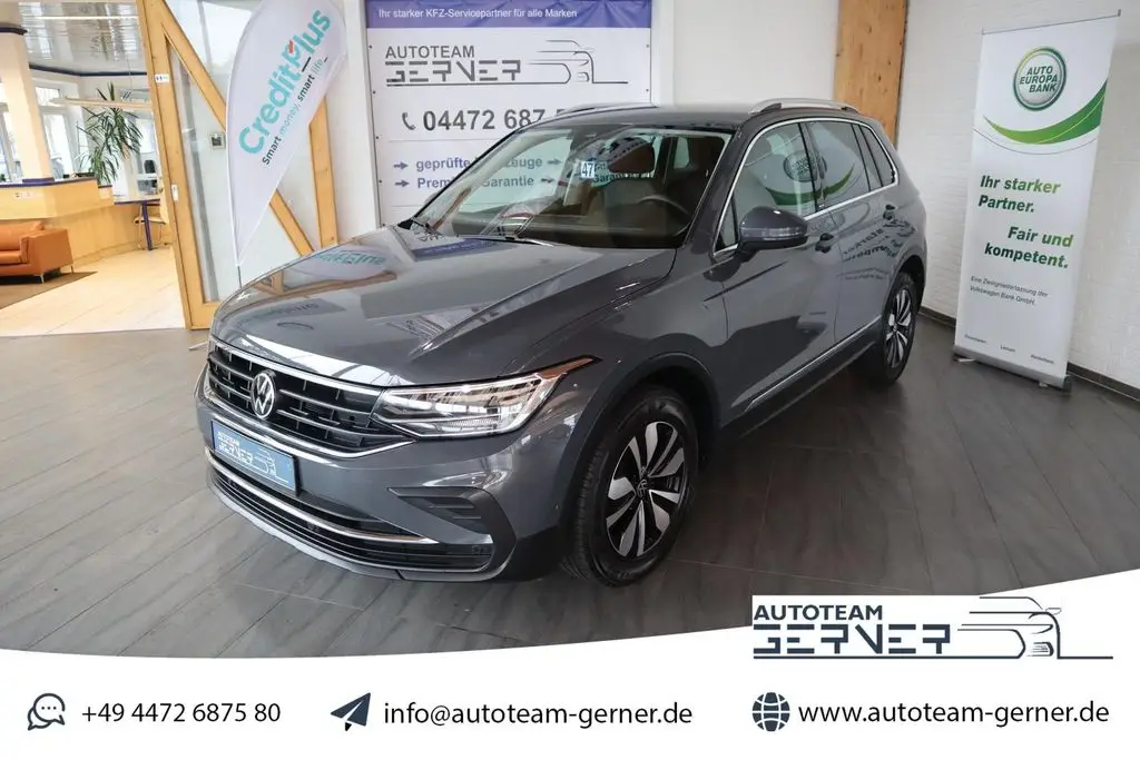 Photo 1 : Volkswagen Tiguan 2023 Petrol