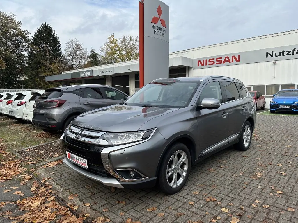 Photo 1 : Mitsubishi Outlander 2018 Petrol