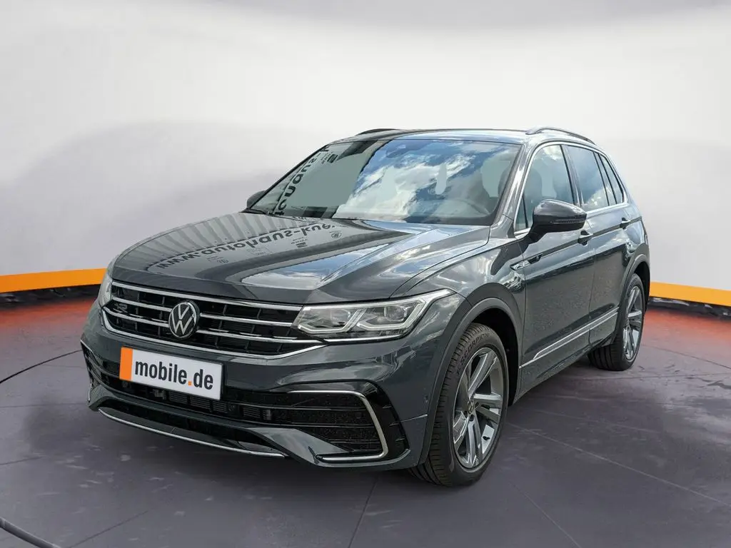 Photo 1 : Volkswagen Tiguan 2024 Essence