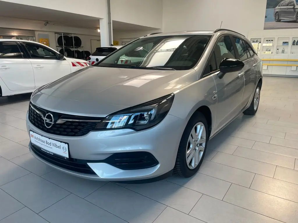 Photo 1 : Opel Astra 2021 Diesel