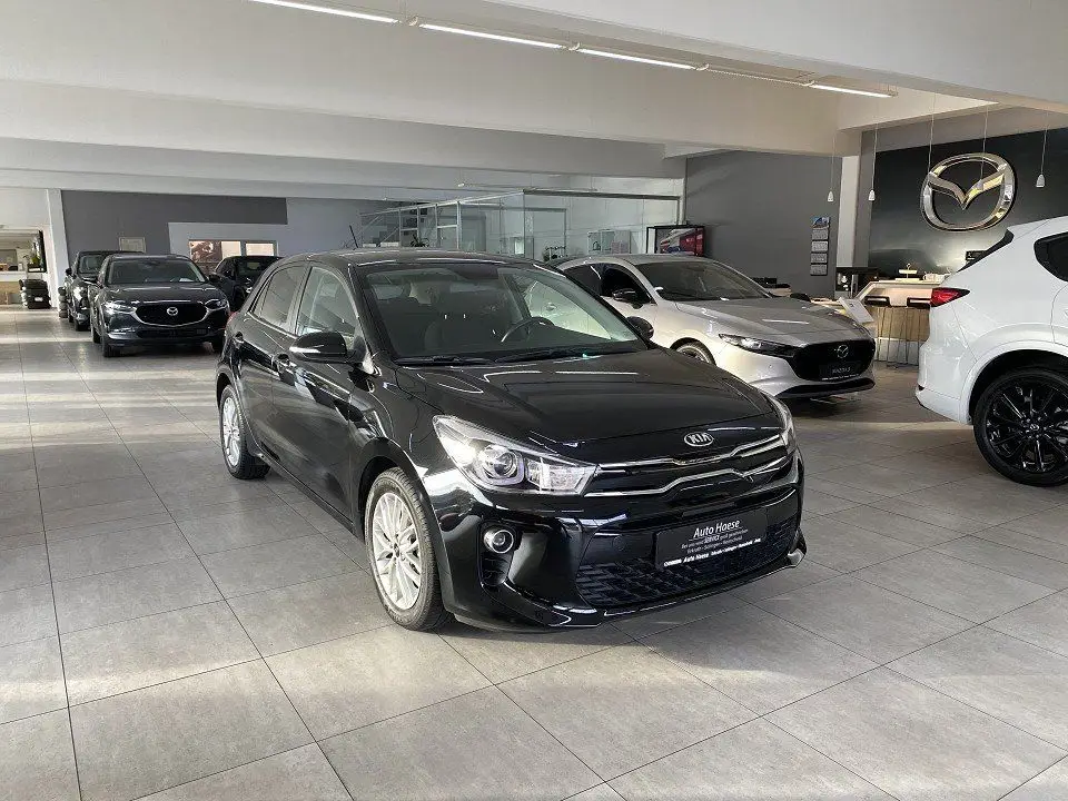 Photo 1 : Kia Rio 2017 Essence