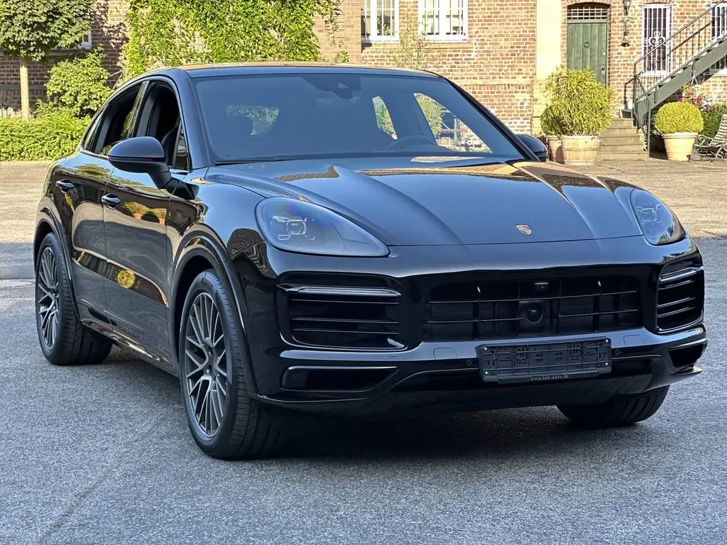 Photo 1 : Porsche Cayenne 2022 Petrol