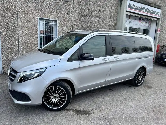 Photo 1 : Mercedes-benz Classe V 2022 Diesel