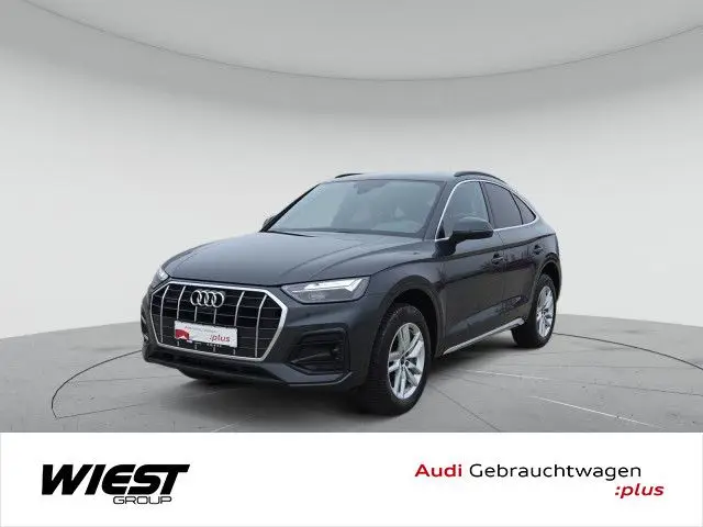 Photo 1 : Audi Q5 2024 Petrol