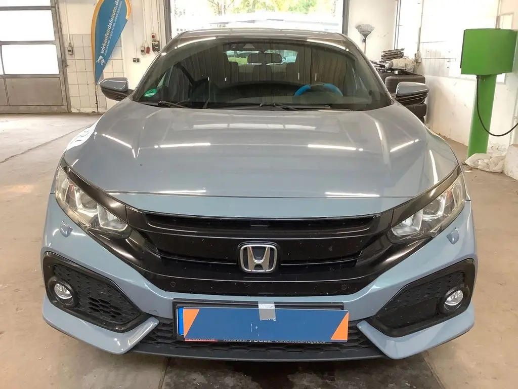 Photo 1 : Honda Civic 2017 Essence