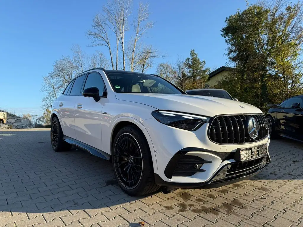 Photo 1 : Mercedes-benz Classe Glc 2024 Petrol