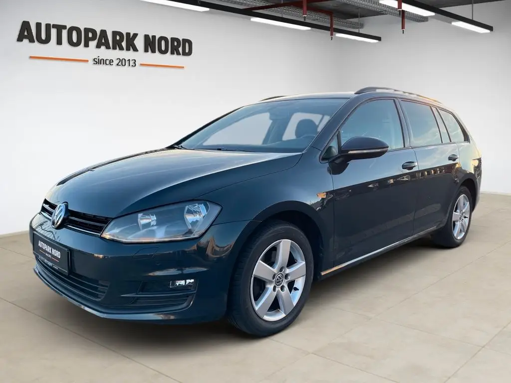 Photo 1 : Volkswagen Golf 2015 Petrol