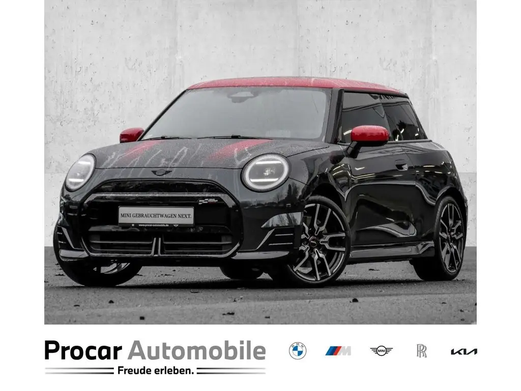 Photo 1 : Mini Cooper 2024 Not specified