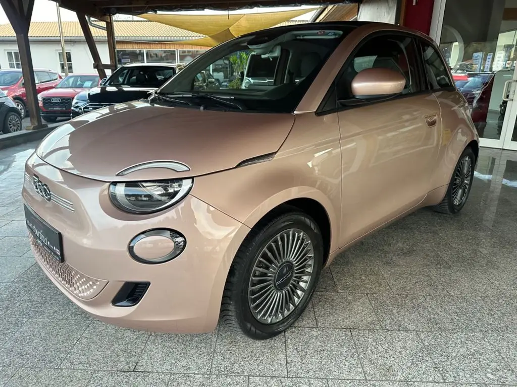 Photo 1 : Fiat 500 2022 Non renseigné