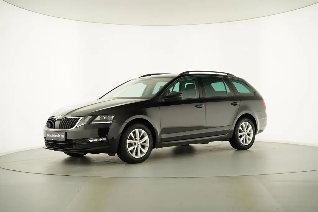 Photo 1 : Skoda Octavia 2020 Petrol