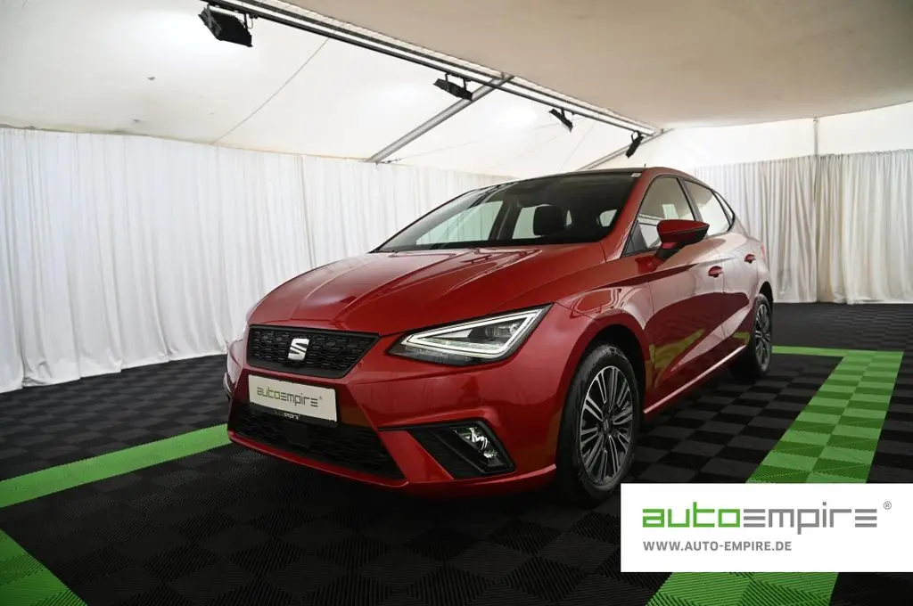 Photo 1 : Seat Ibiza 2023 Petrol