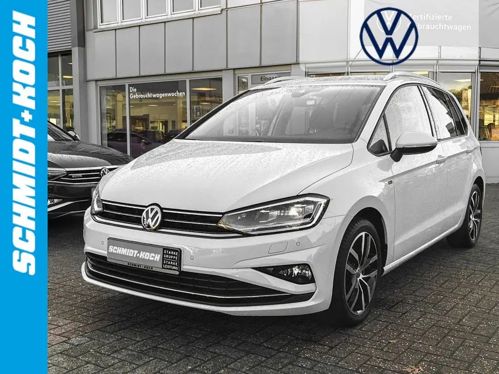 Photo 1 : Volkswagen Golf 2018 Petrol