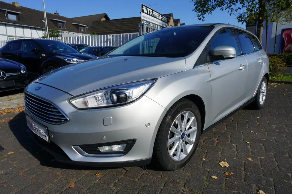 Photo 1 : Ford Focus 2017 Diesel