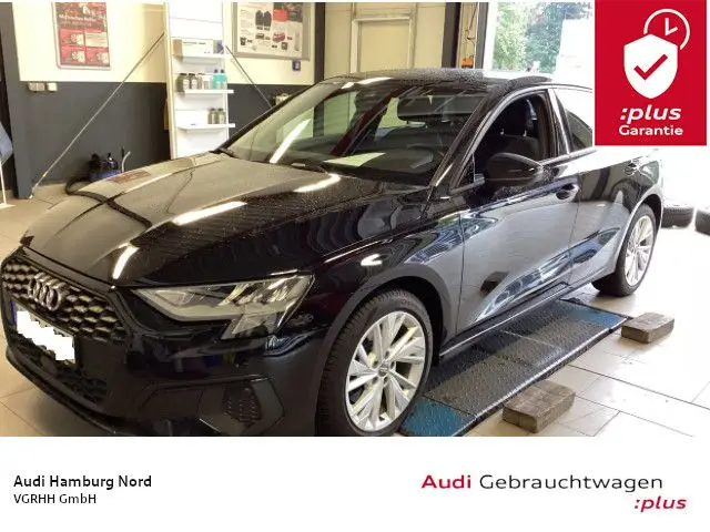 Photo 1 : Audi A3 2020 Petrol