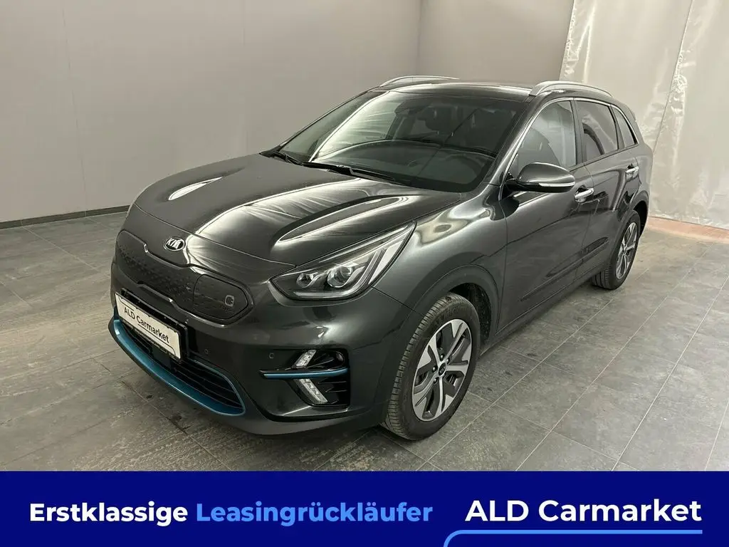 Photo 1 : Kia Niro 2021 Non renseigné