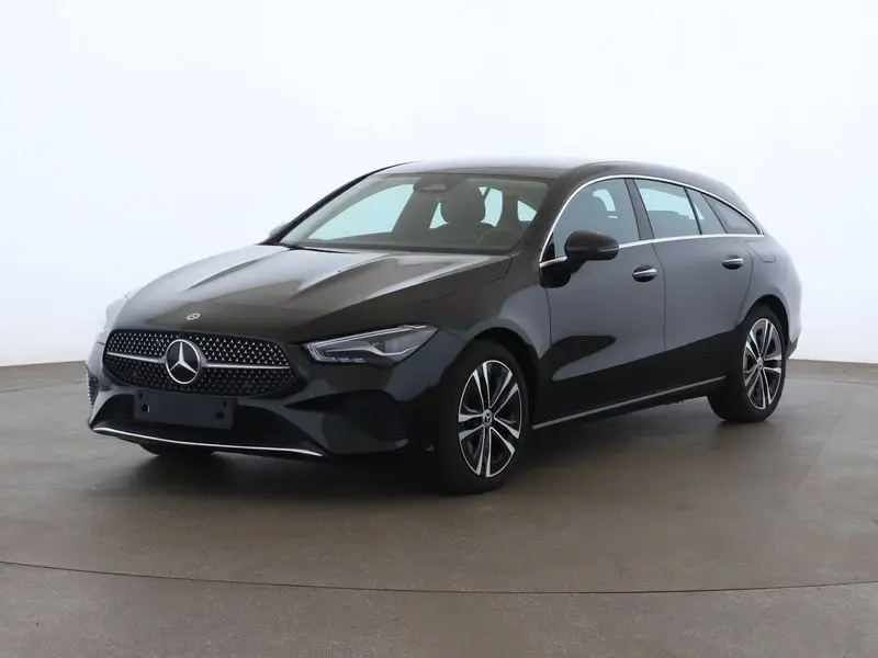 Photo 1 : Mercedes-benz Classe Cla 2023 Essence