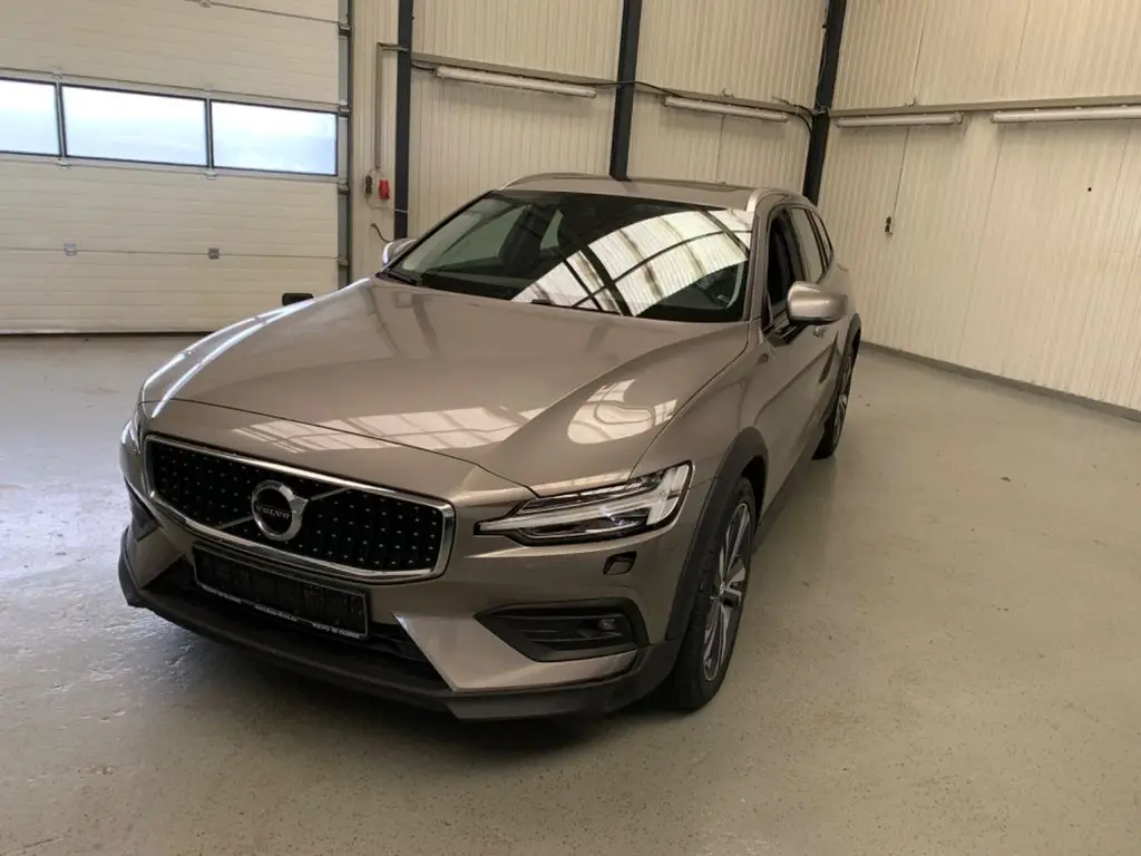 Photo 1 : Volvo V60 2020 Diesel