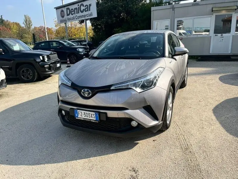 Photo 1 : Toyota C-hr 2020 Hybrid