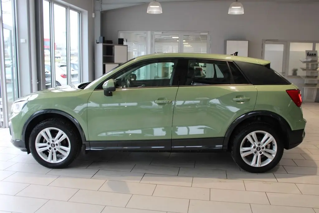 Photo 1 : Audi Q2 2021 Petrol