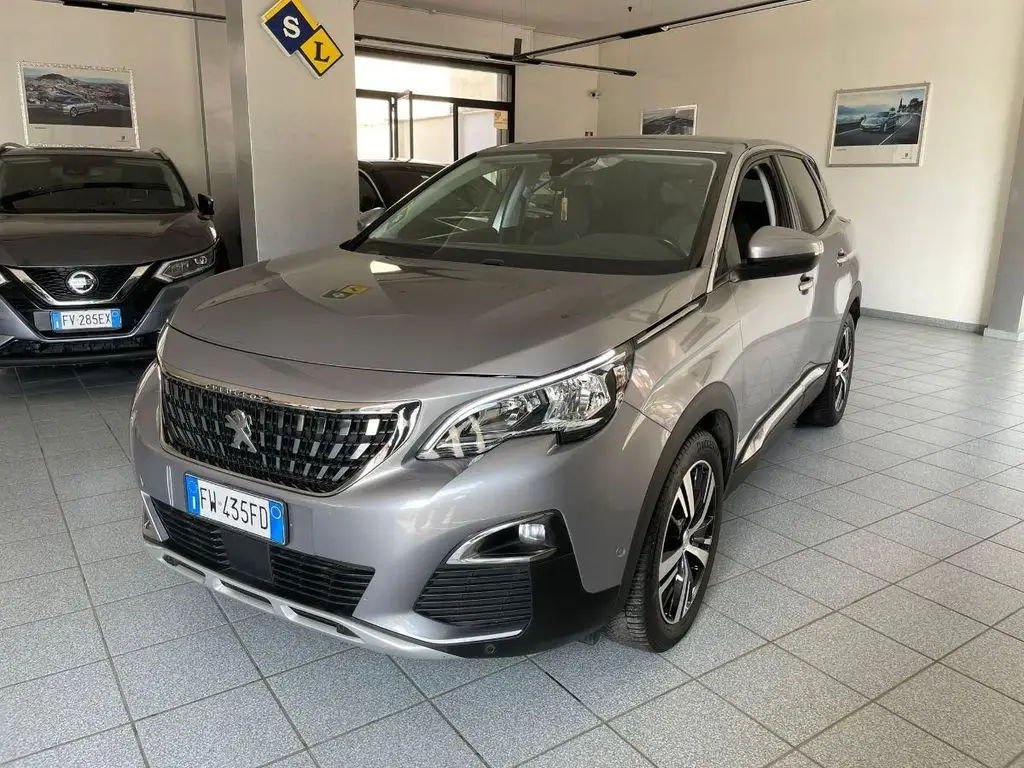 Photo 1 : Peugeot 3008 2020 Diesel