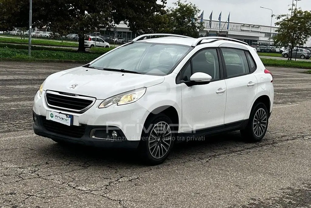 Photo 1 : Peugeot 2008 2015 Petrol