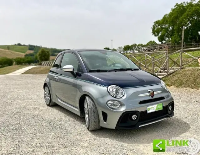 Photo 1 : Abarth 695 2018 Petrol