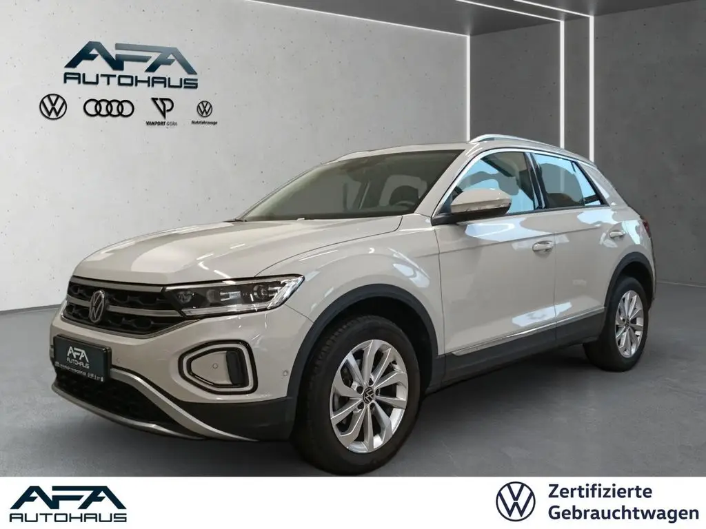 Photo 1 : Volkswagen T-roc 2023 Petrol