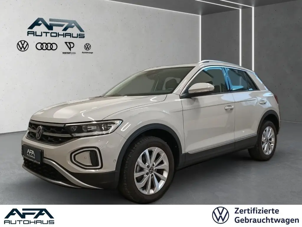 Photo 1 : Volkswagen T-roc 2023 Petrol