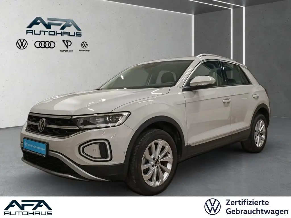 Photo 1 : Volkswagen T-roc 2023 Essence