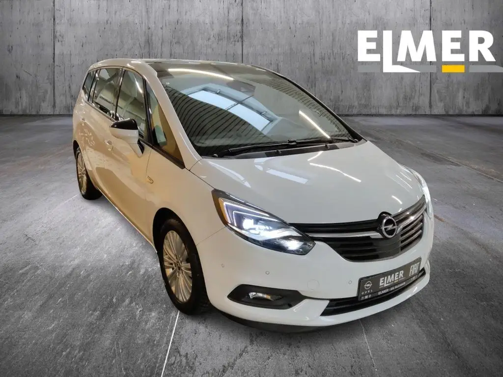 Photo 1 : Opel Zafira 2018 Essence