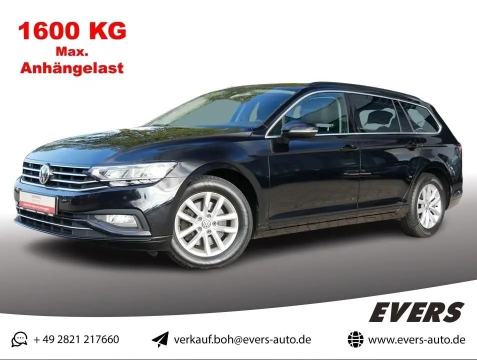 Photo 1 : Volkswagen Passat 2019 Essence