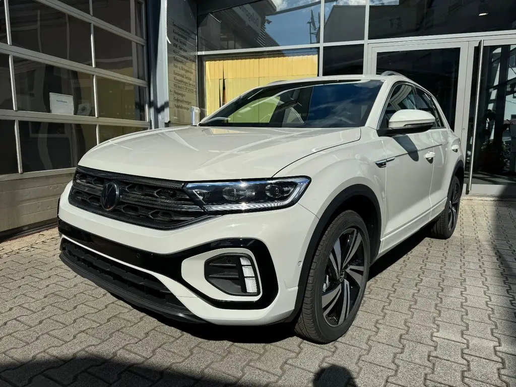 Photo 1 : Volkswagen T-roc 2024 Petrol