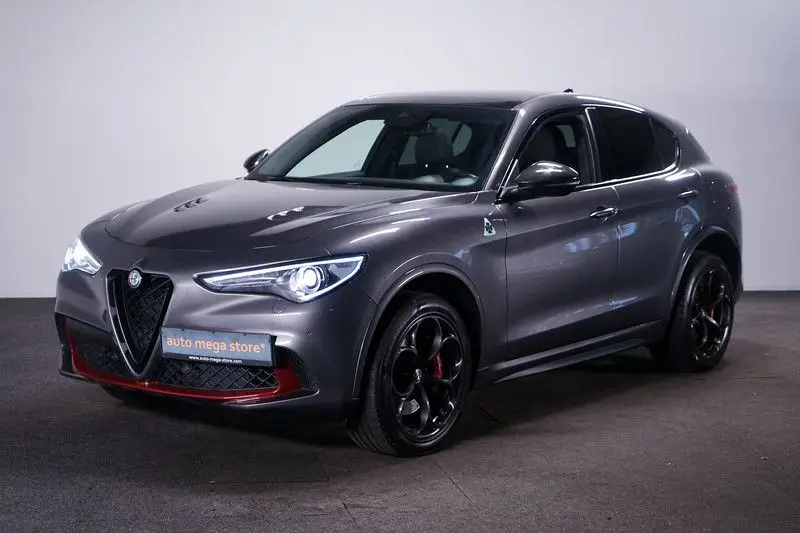 Photo 1 : Alfa Romeo Stelvio 2020 Petrol