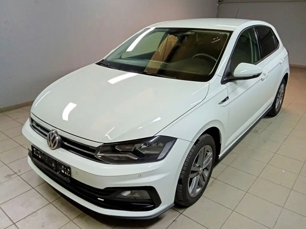 Photo 1 : Volkswagen Polo 2019 Petrol