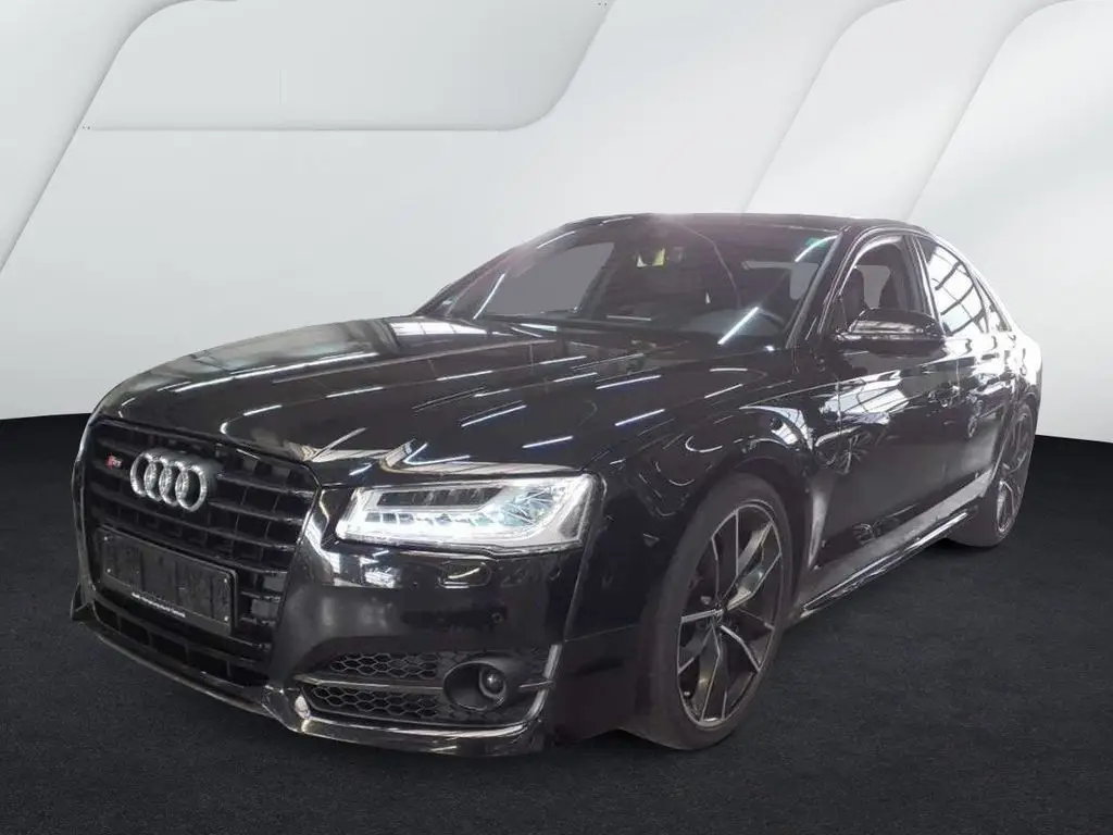 Photo 1 : Audi S8 2017 Essence