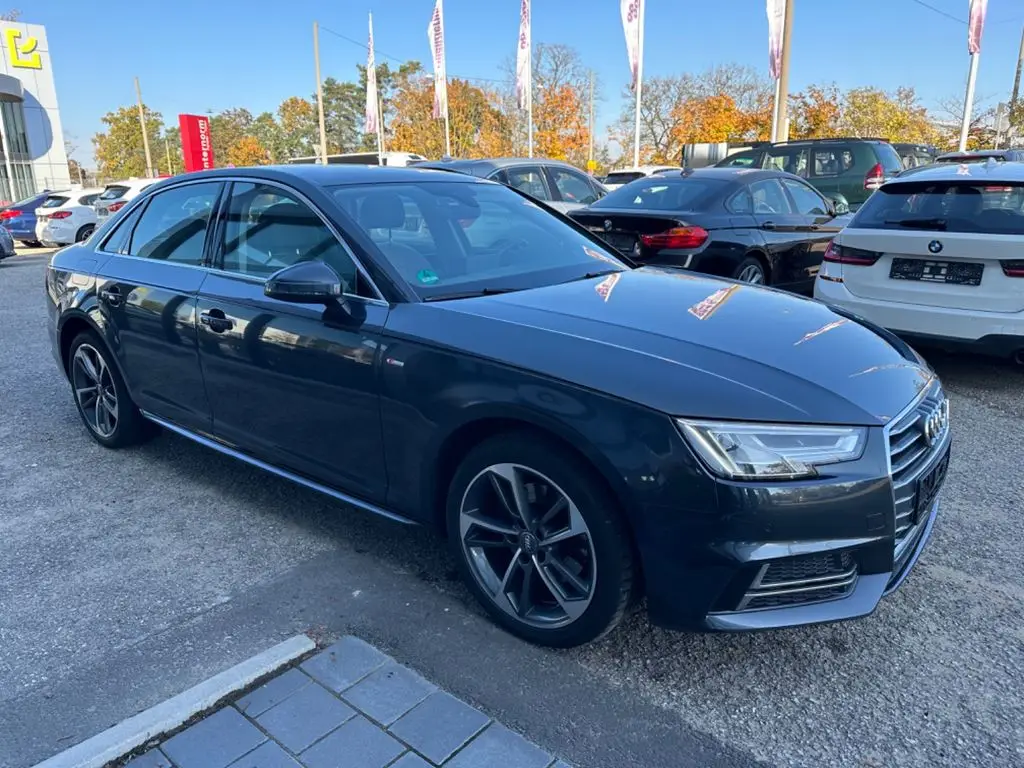 Photo 1 : Audi A4 2016 Petrol