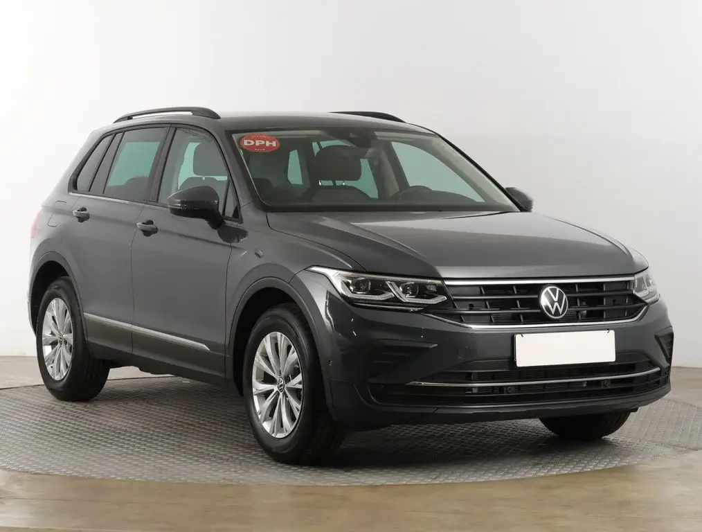 Photo 1 : Volkswagen Tiguan 2024 Essence