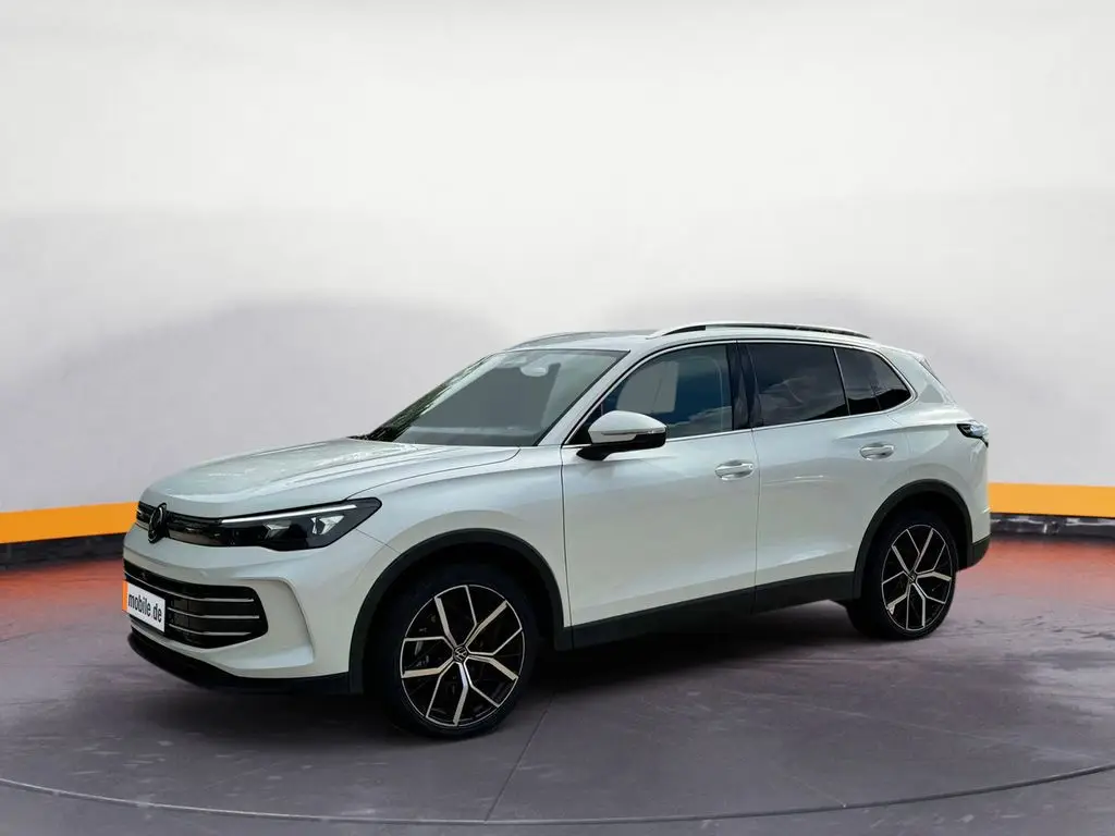 Photo 1 : Volkswagen Tiguan 2024 Petrol