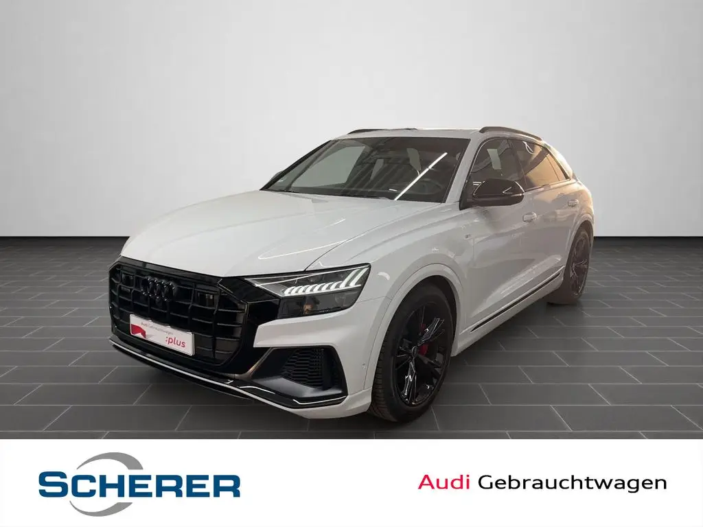 Photo 1 : Audi Q8 2021 Hybrid