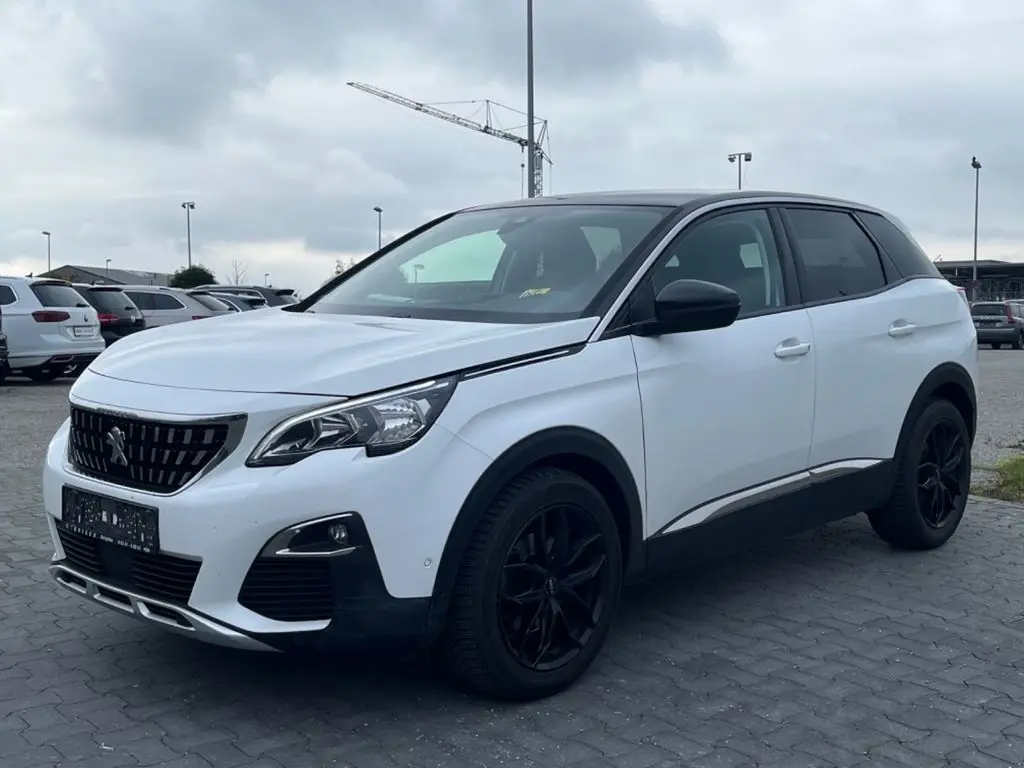 Photo 1 : Peugeot 3008 2019 Essence