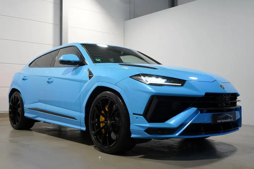 Photo 1 : Lamborghini Urus 2024 Petrol