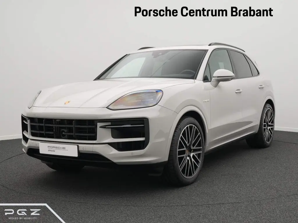 Photo 1 : Porsche Cayenne 2024 Hybrid